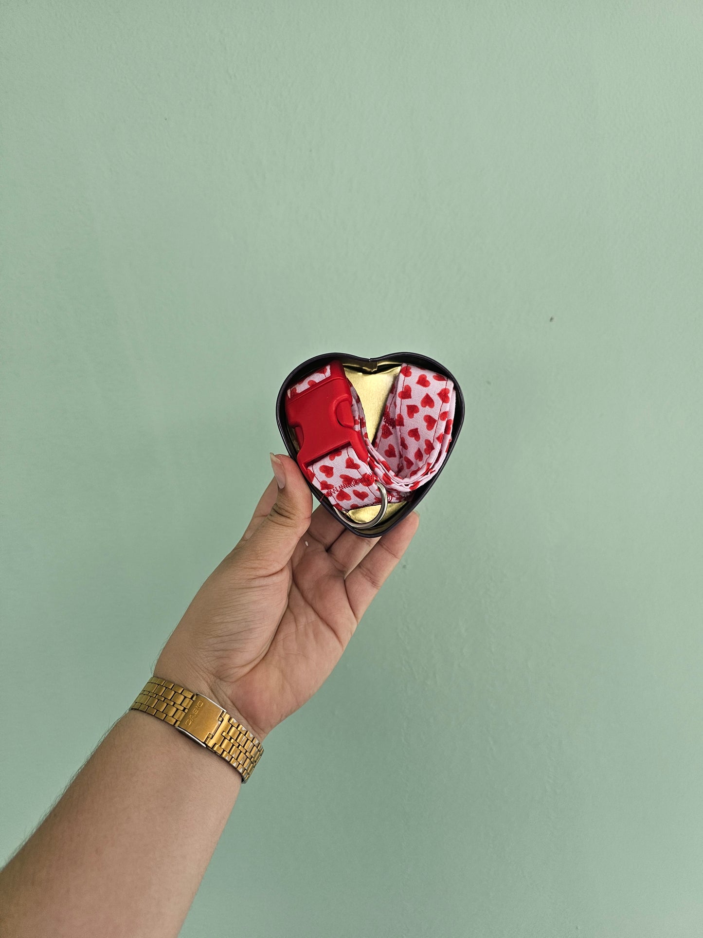 Heart metal gift box
