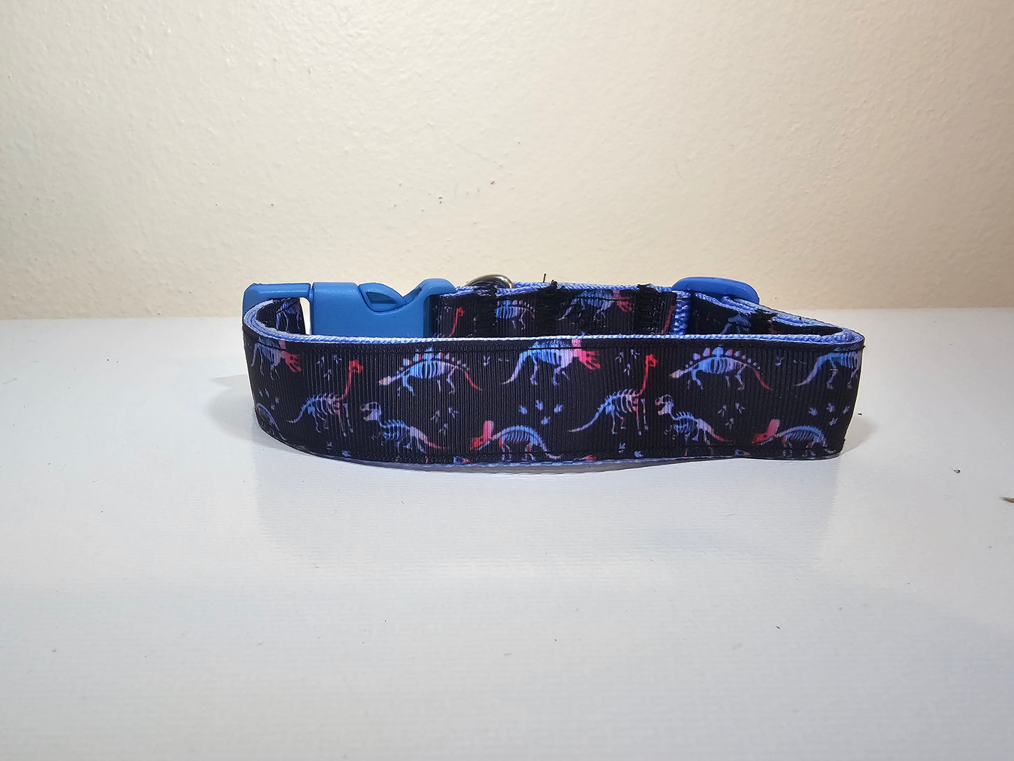 Dinosaur Ribbon Collar