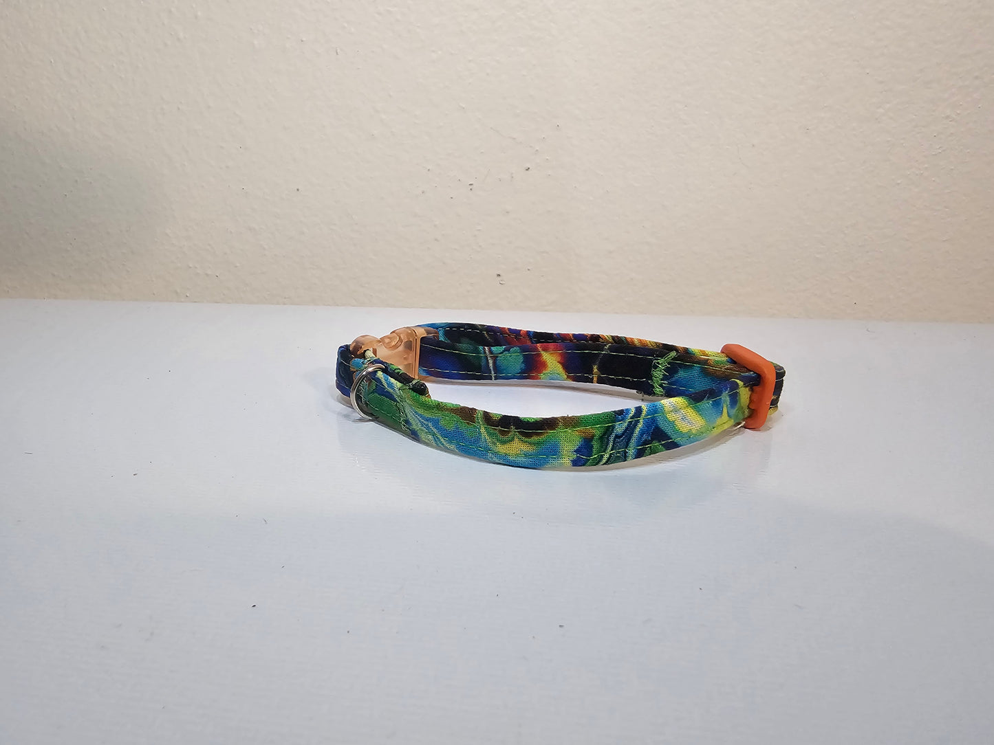 Oil Slick Collar